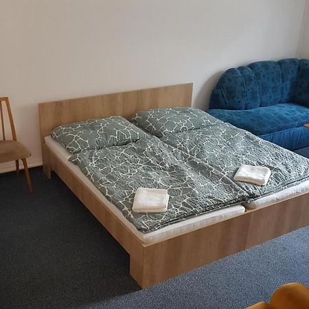 דירות Apartman Hronov - Na Padoli מראה חיצוני תמונה